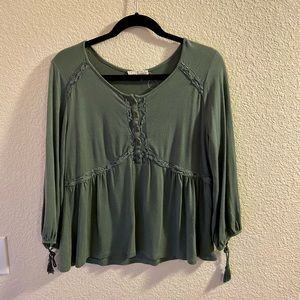 Navy green women’s top